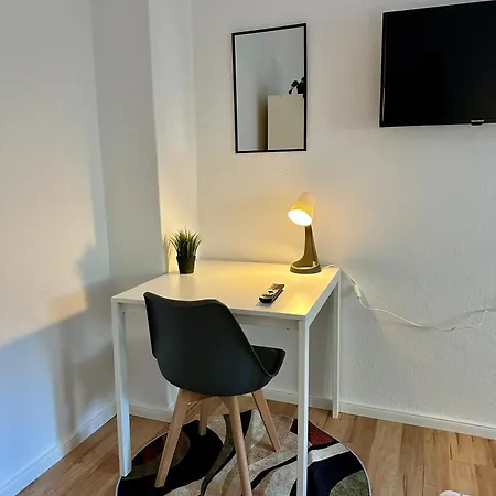 In Zentrale Lage דירה *